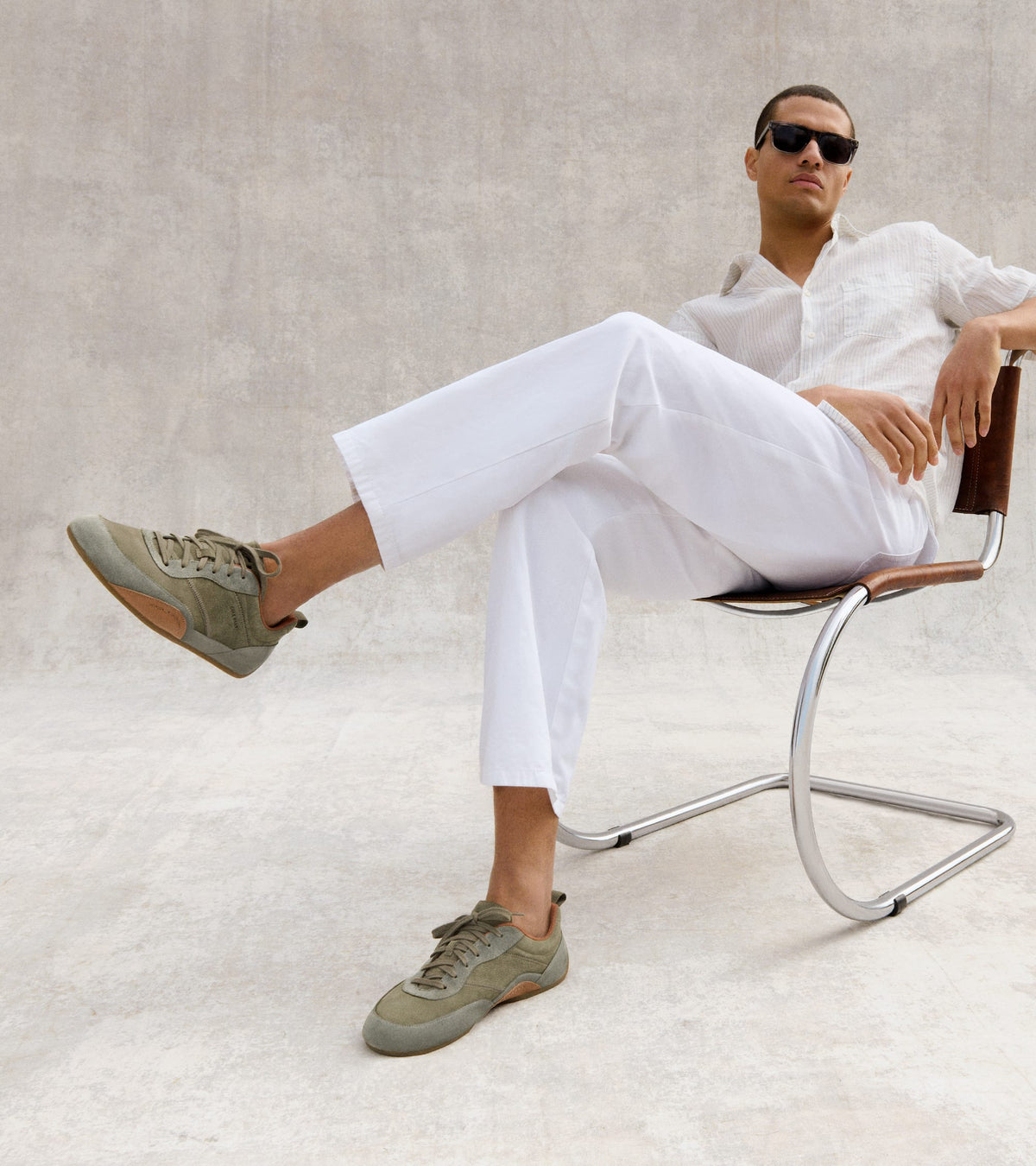C42763:DUSTY OLIVE SUEDE / CH TUSCAN SAND / CH LIGHT WHISKEY